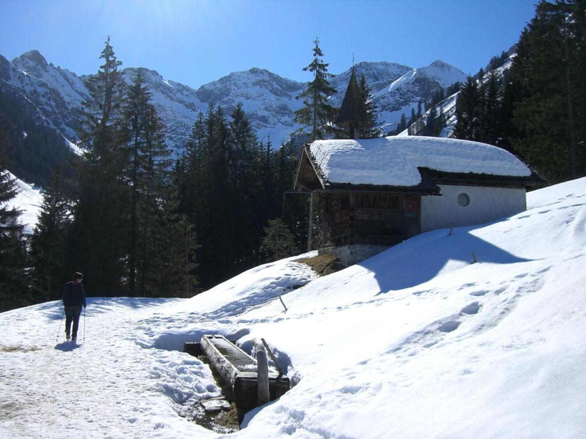 Urlaub Bei Moses Apartment ชอปเปอร์เนา ภายนอก รูปภาพ